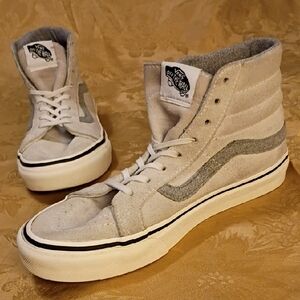VANS Sk8-Hi Leather/Suede High-Top Sneakers in Gray Women's 6.5 Men's 5.0